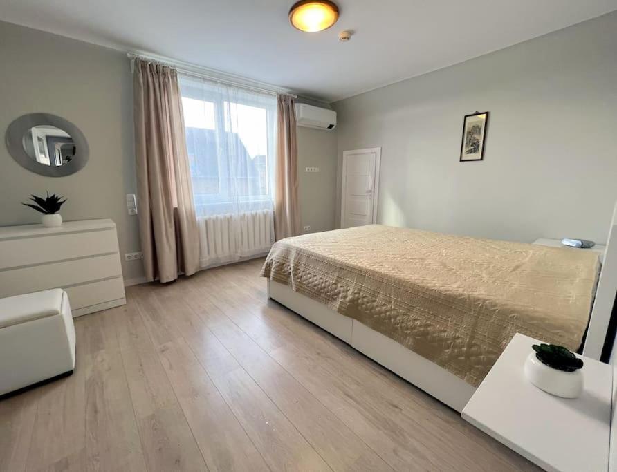 Kotedzas Nuomai - Retro 70, Siauliai Appartement Buitenkant foto
